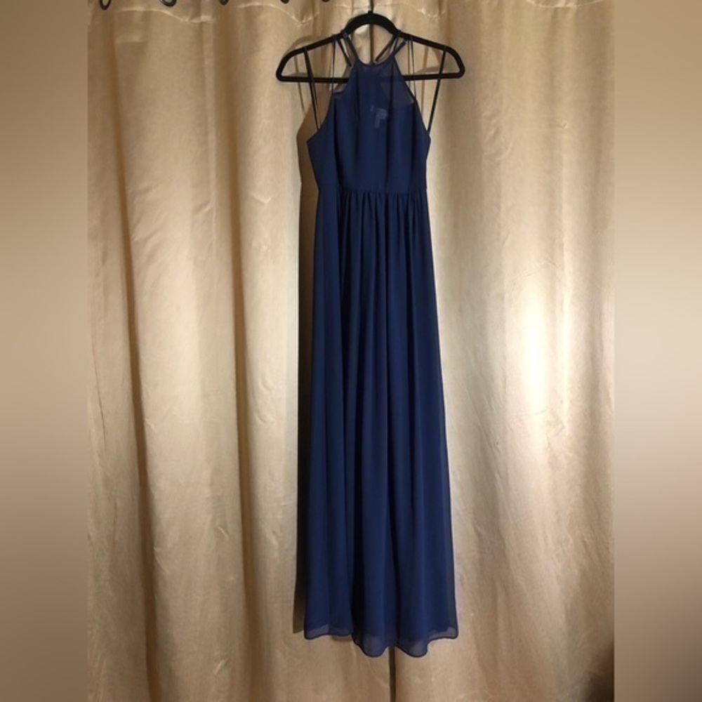 BCBGENERATION
LUCRECE FORMAL MAXI IN DEEP BLUE